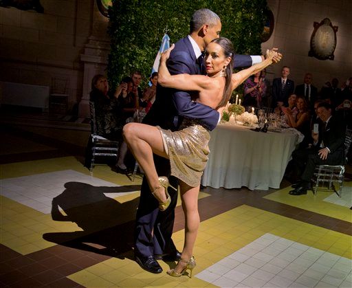 Hello, Buenos Aires: The Obamas do the tango