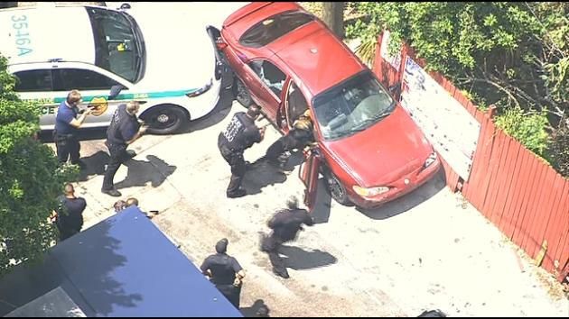 Police K-9s help detain man after high-speed Miami chase