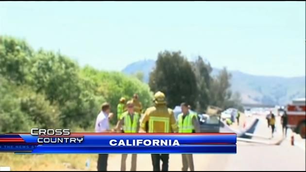 Plane crash kills 1 on freeway where it once landed safely