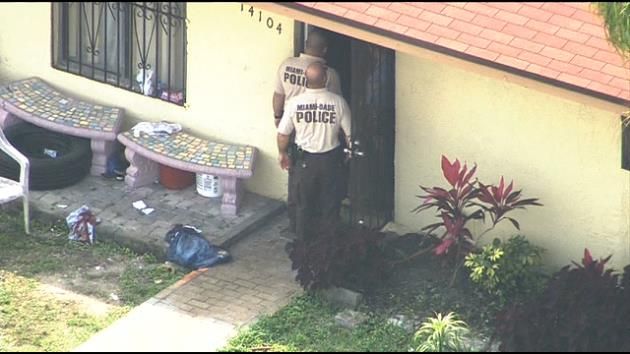 2 in critical condition after beating by home invaders