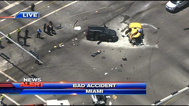 1 dead, 7 hurt after 11-vehicle crash in Miami
