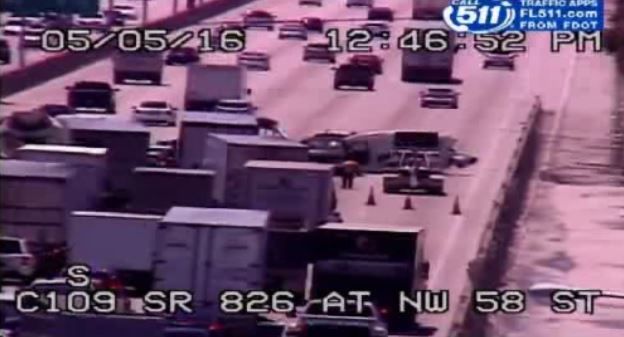 SB-826 lanes cleared after boat falls off trailer