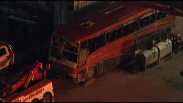 Local, federal authorities investigate fatal Texas bus crash