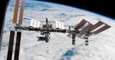 Liftoff: 1st US shipment in months flying to space station