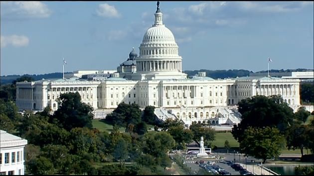 Man shot by police after drawing weapon at US Capitol