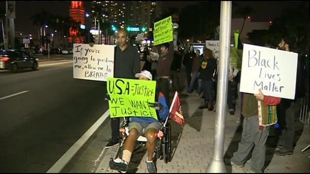 Police outnumber small protest turnout in Miami
