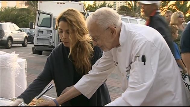 Fort Lauderdale suspends homeless feeding ordinance