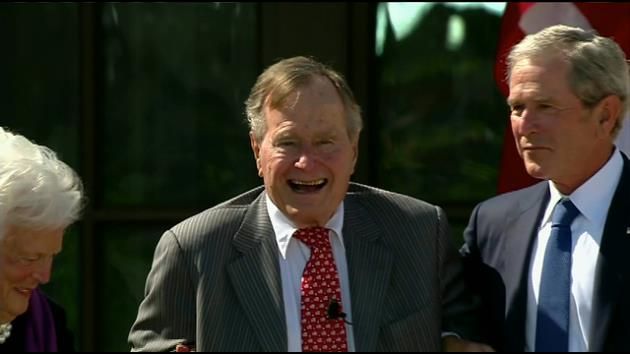 Ex-President George HW Bush tweets about fall, neck injury