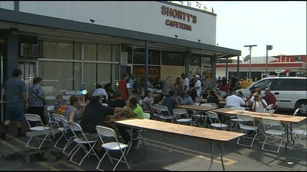 Fundraiser held to rebuild Miami Gardens restaurant after massive fire