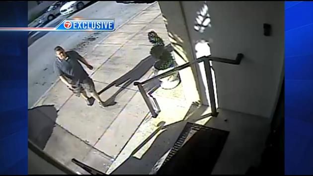 Coral Gables Police searching for package thieves