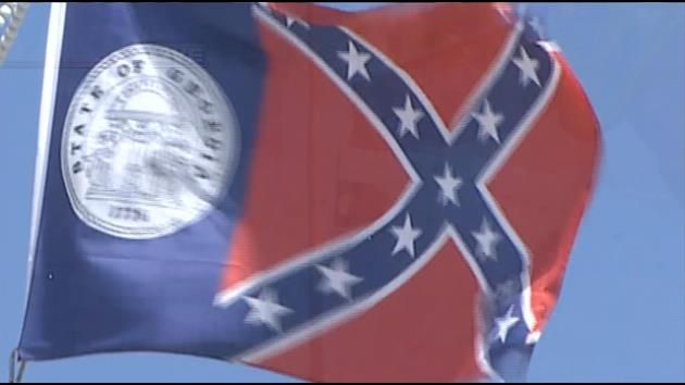 Swap Shop owner raises flag similar to Confederate flag at store