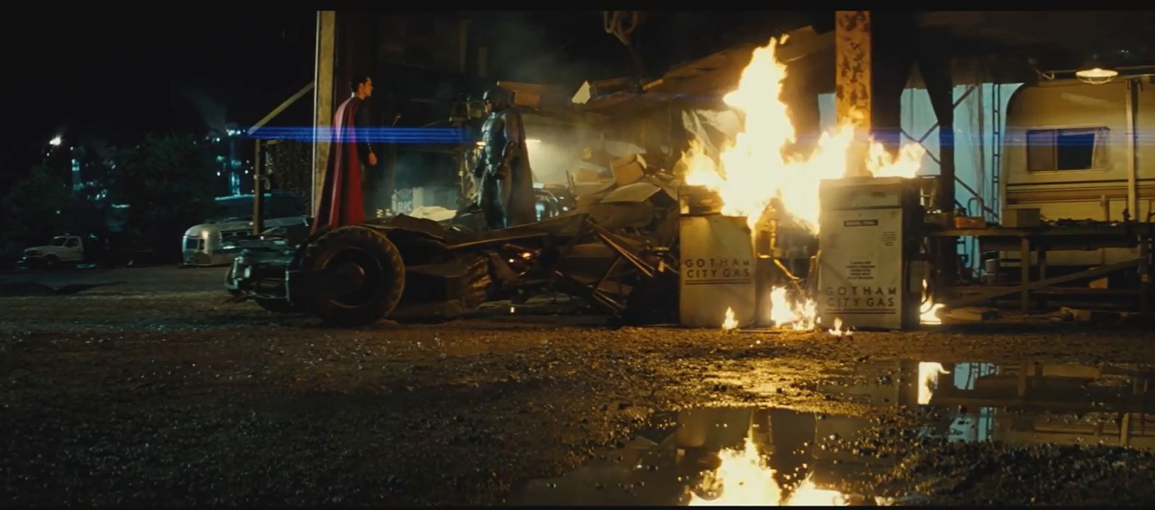 Ben Affleck debuts 'Batman v Superman' footage at Comic-Con