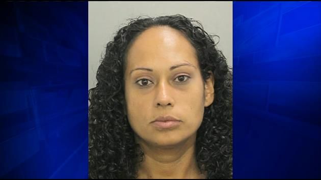 Woman flees from deputies in court, escape short-lived