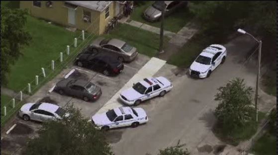 3 Miami schools placed on lockdown following reported shooting nearby