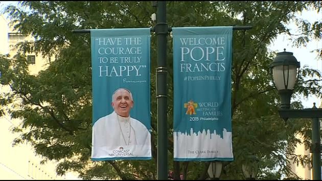 Pope Francis arrives in Philadelphia to celebrate family event