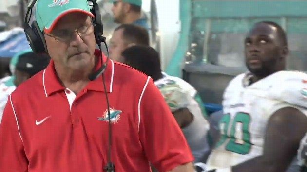 Dolphins replace defensive coordinator Coyle with Anarumo
