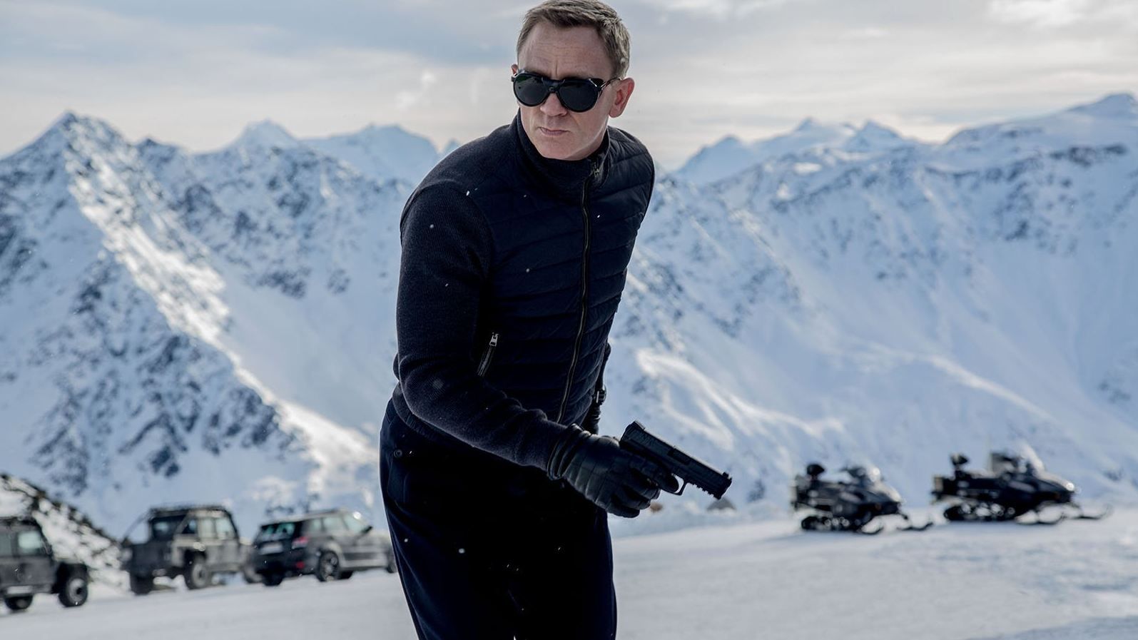 Daniel Craig: I'd rather 'slash my wrists' than play James Bond again