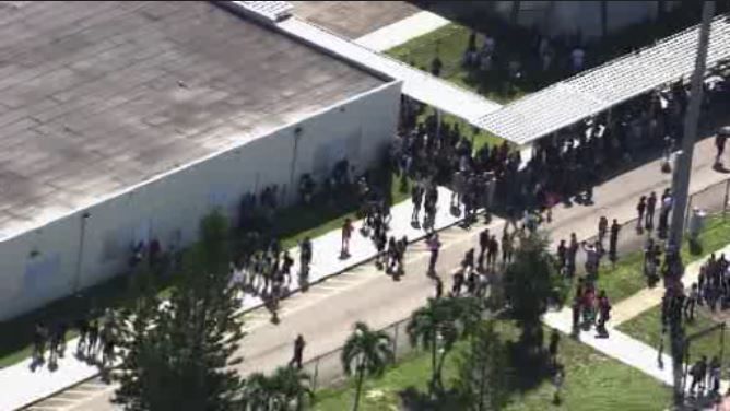 Power loss, smoke force evacuation at Coral Springs High