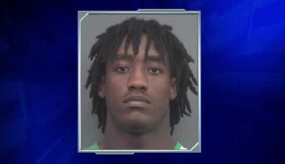 Florida's Porter accused of shooting at pregnant girlfriend