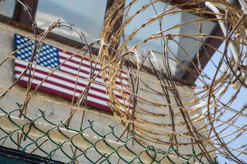 US frees 9 Guantanamo prisoners, sends them to Saudi Arabia