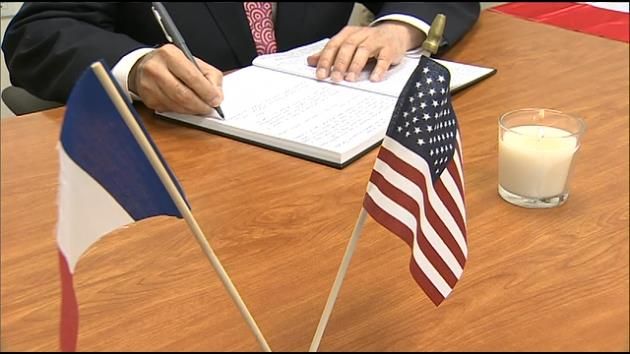 South Floridans pay respect for French victims at Boca Raton rally