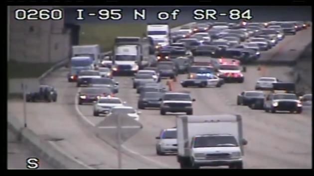 Rollover crash on I-95 in Fort Lauderdale north of SR 84; 2 lanes open