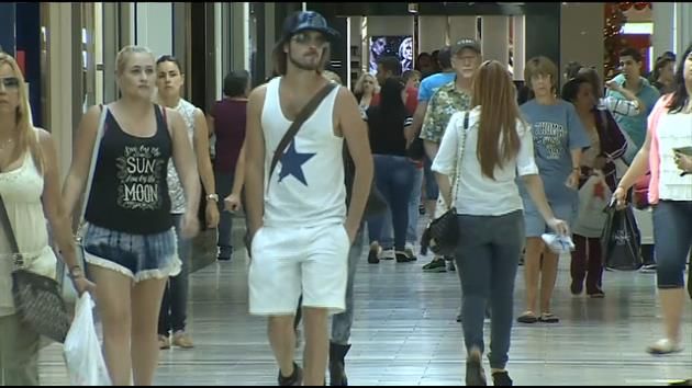 South Florida malls stock up for Black Friday