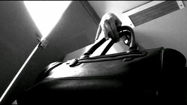 Shopping Safety: Make it hard for criminals to cash in this holiday season