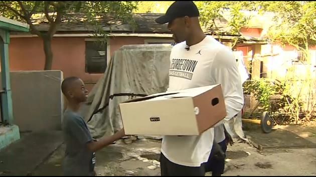 South Florida non-profits give Thanksgiving meals to needy