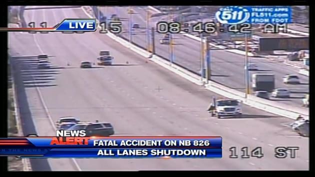 Fatal wreck closes northbound 826
