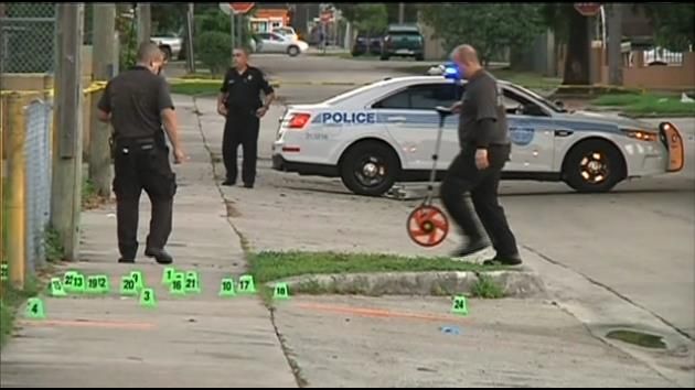 Miami Police investigate homicide in Allapatah, shooter at large
