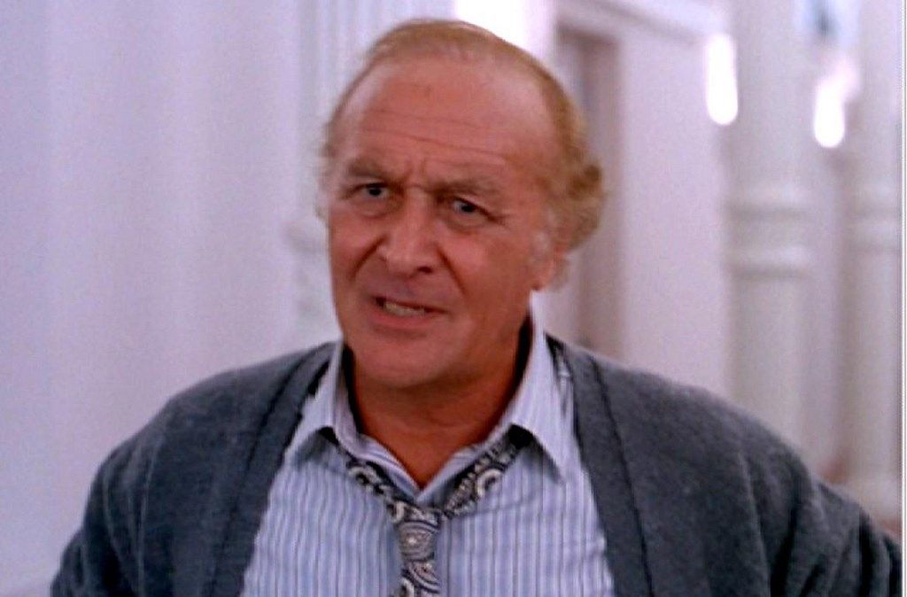 Robert Loggia, movie and TV tough guy, dies at 85