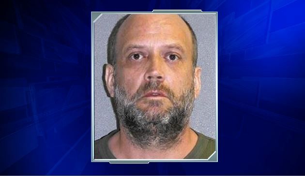 Man surrenders after hearing cops outside storage unit