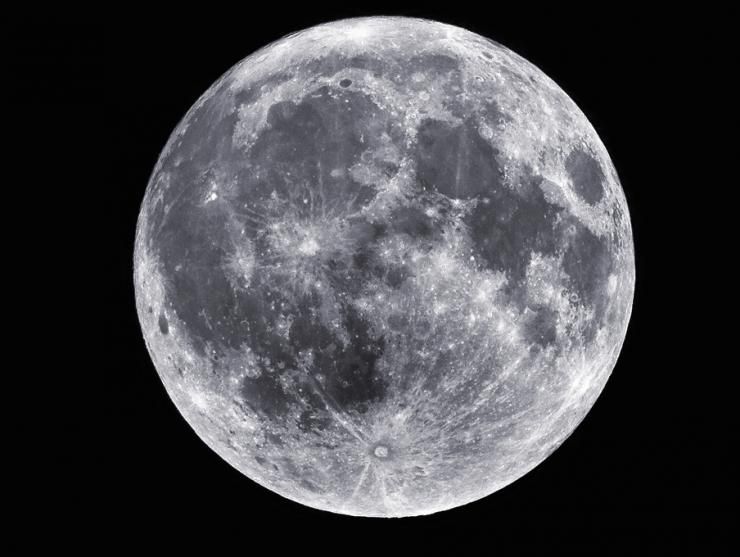 There will be a full moon on Christmas Day, first since 1977