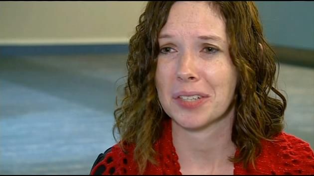 Stranger buys plane ticket for woman trying to see dying mother