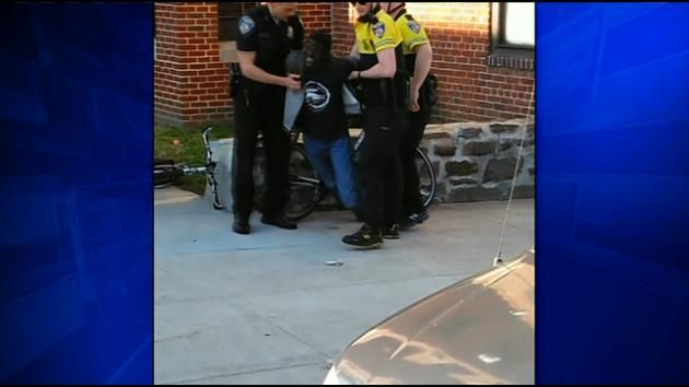 Mistrial in 1st officer's trial in Freddie Gray case