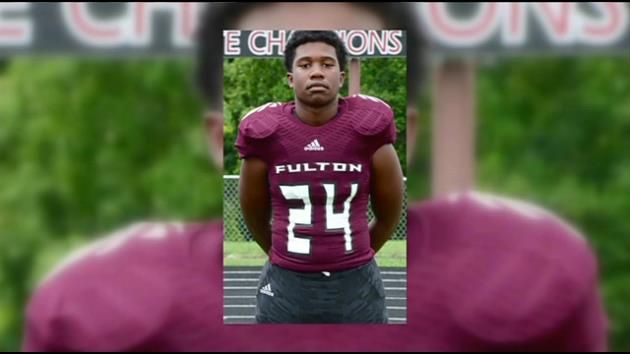 Police: Football player killed shielding girls from gunfire