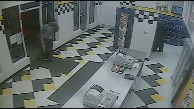 Man armed with knife robs Little Caesars