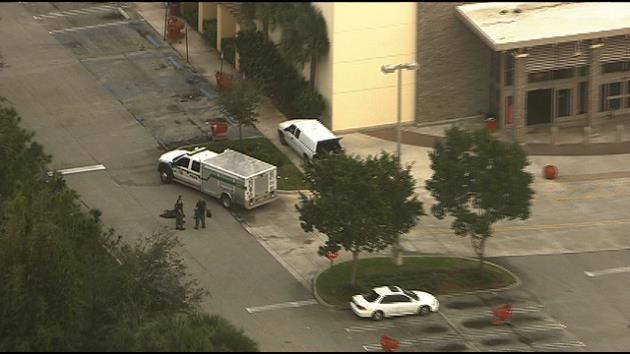 Police detonate suspicious package in Northwest Miami-Dade Target
