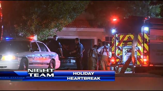 Pembroke Pines family displaced after Christmas tree catches fire