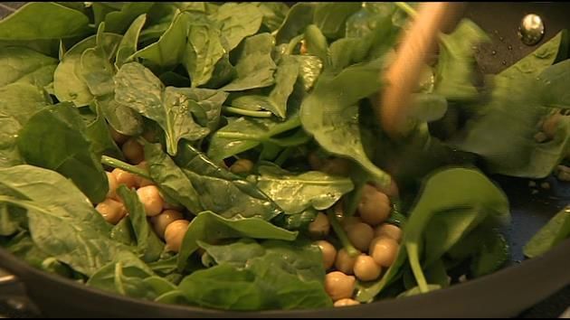 Skillet Chickpeas/Belkys Nerey