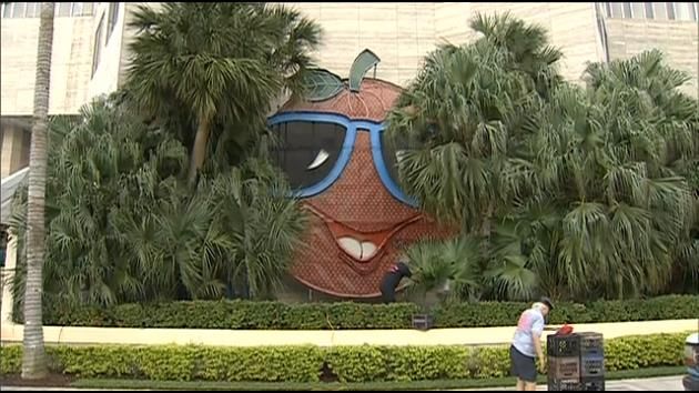 Bayfront Park crews prep for New Year's Eve celebrations