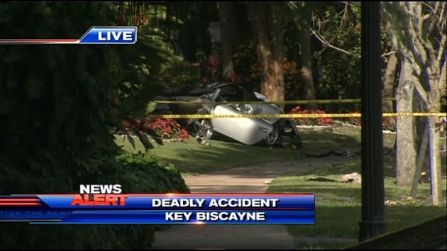 1 dead, at least 2 hurt after car crash in Key Biscayne
