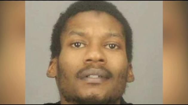 Bar owner calls suspect in would-be terror plot a panhandler