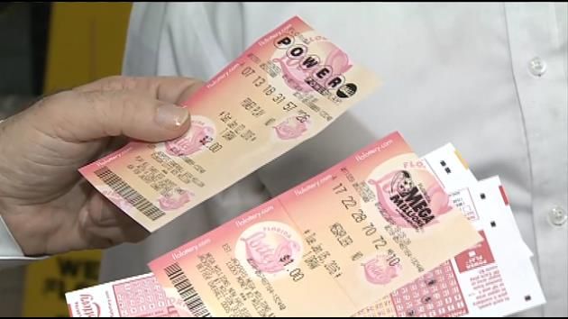 Powerball jackpot soars to $450 million