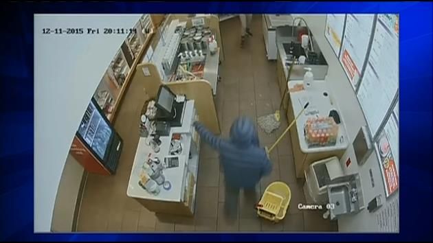 Armed robber caught on camera terrorizing Smoothie clerk