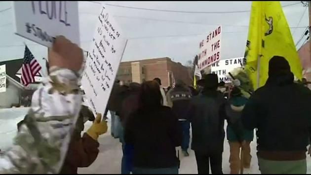 Arrests of Oregon standoff leaders leaves 1 person dead