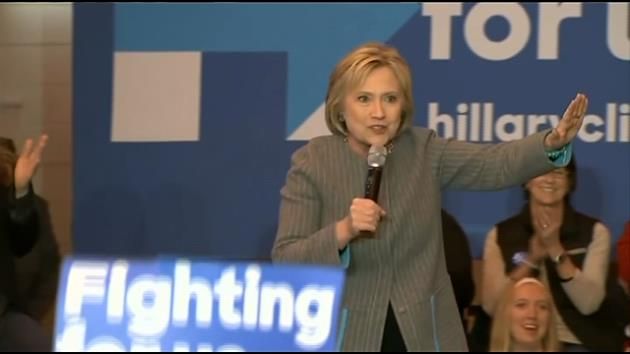 Analysis: Clinton moves aggressively to hold off Sanders