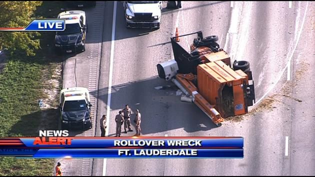 I-95 lanes in Fort Lauderdale blocked after rollover crash