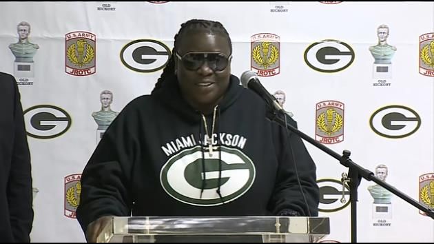Florida's 1st female head football coach hired at Miami Jackson High